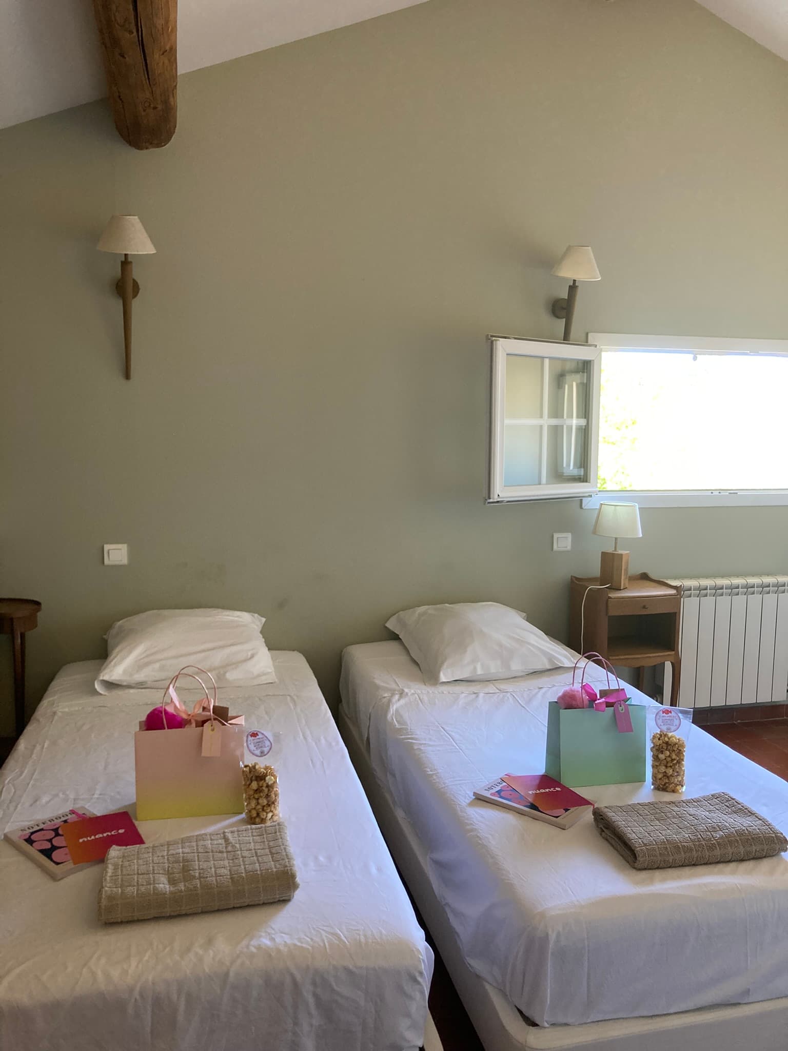 Chambres avec kits de bienvenue