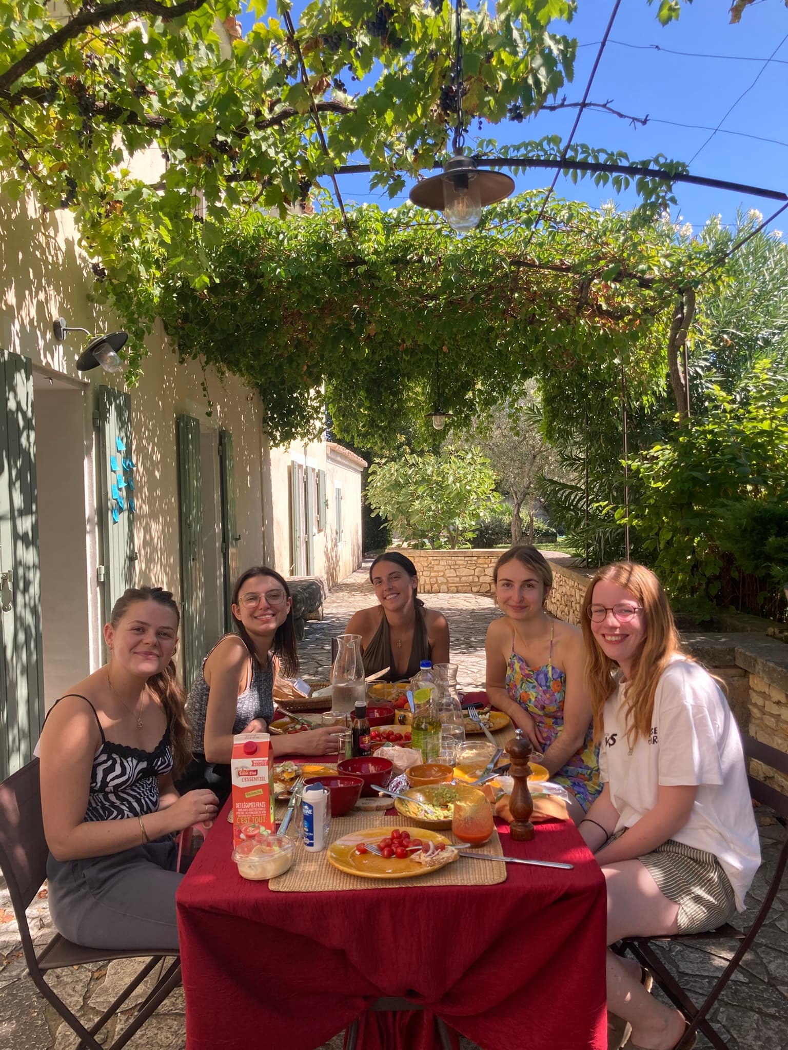 Le groupe sur la terrasse