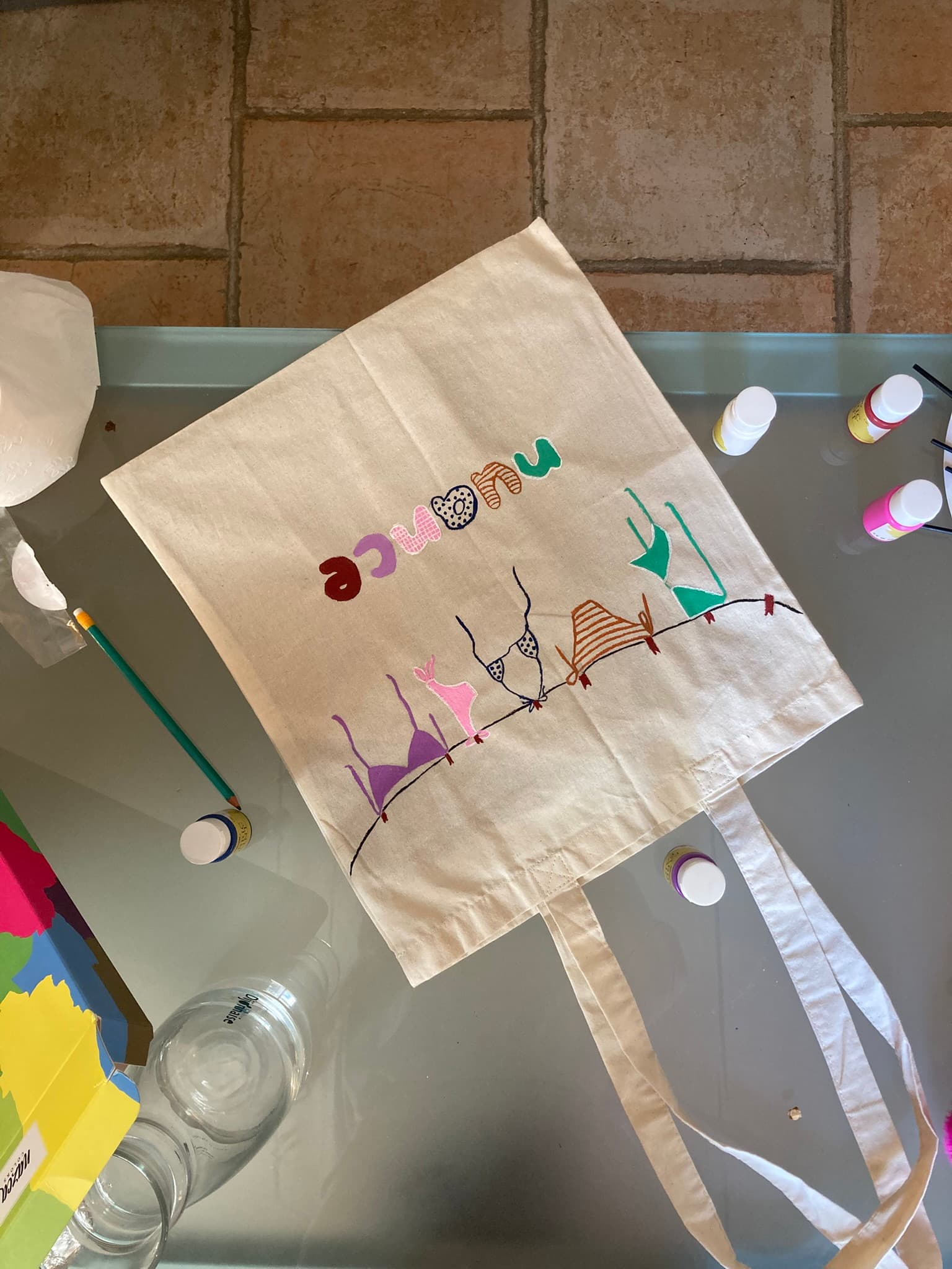 Création de tote bag personnalisé